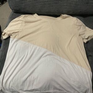 Amazon Tan and White Women's Short Sleeve Tee